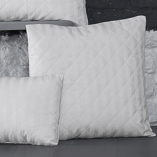 Pernă matlasată cu față detașabilă