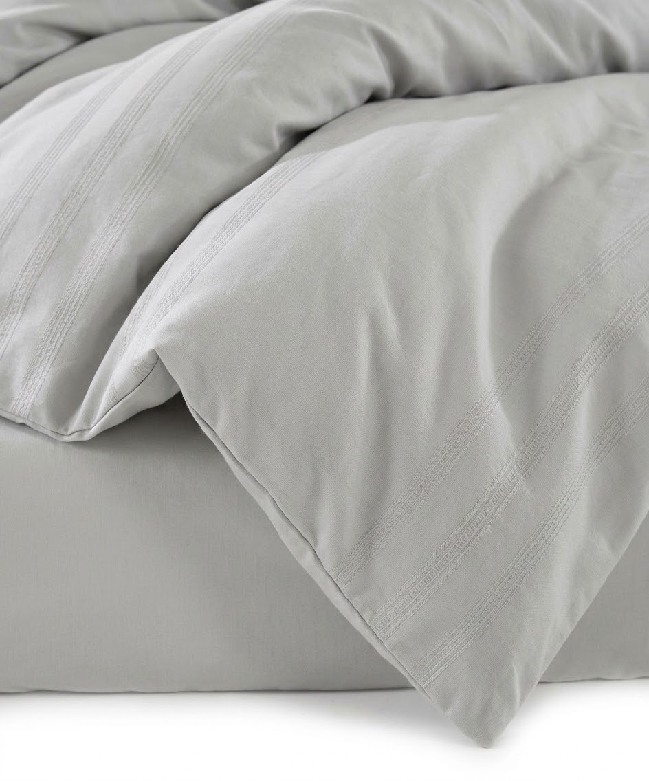 Lenjerie de pat Culmi Bucovinene, 100% bumbac ranforce, 4 piese, cearceaf 240 x 260 cm, gri deschis - imagine 2